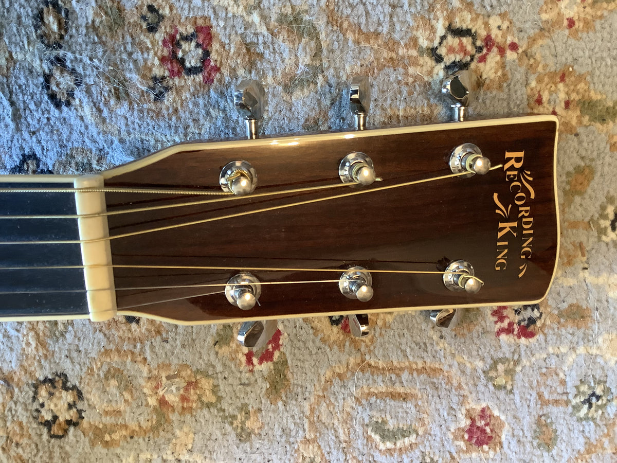 Recording King RO-342 Acoustic Guitar w/ K&K Pure Mini + Hard Case
